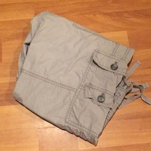 LOFT Cargo Capri Pants